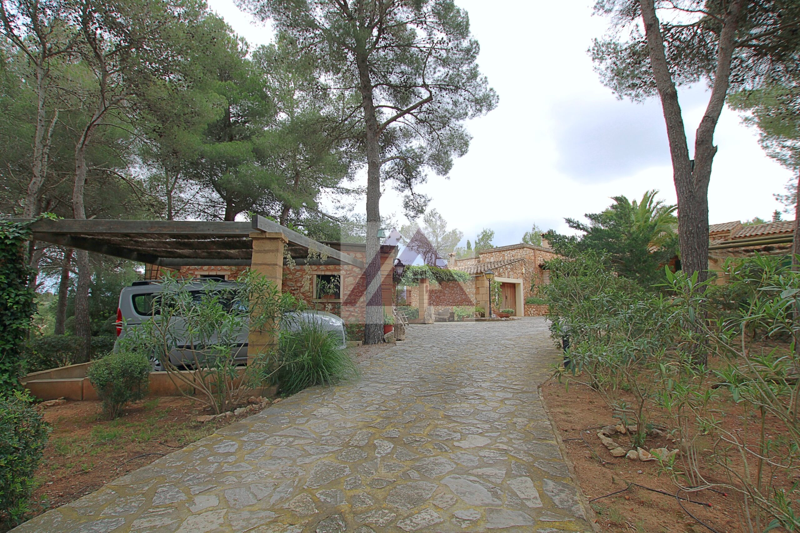 listing-small