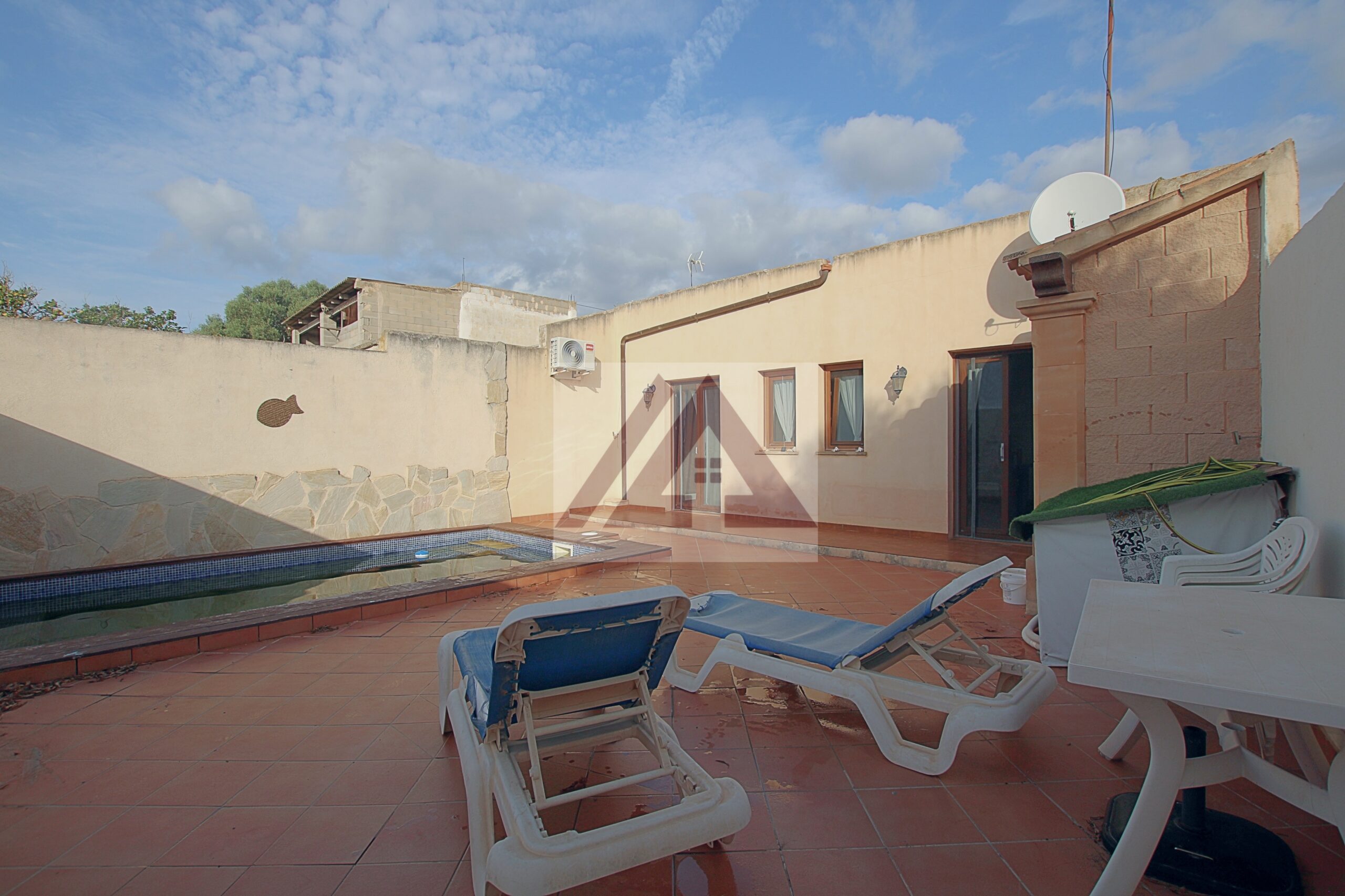 listing-small