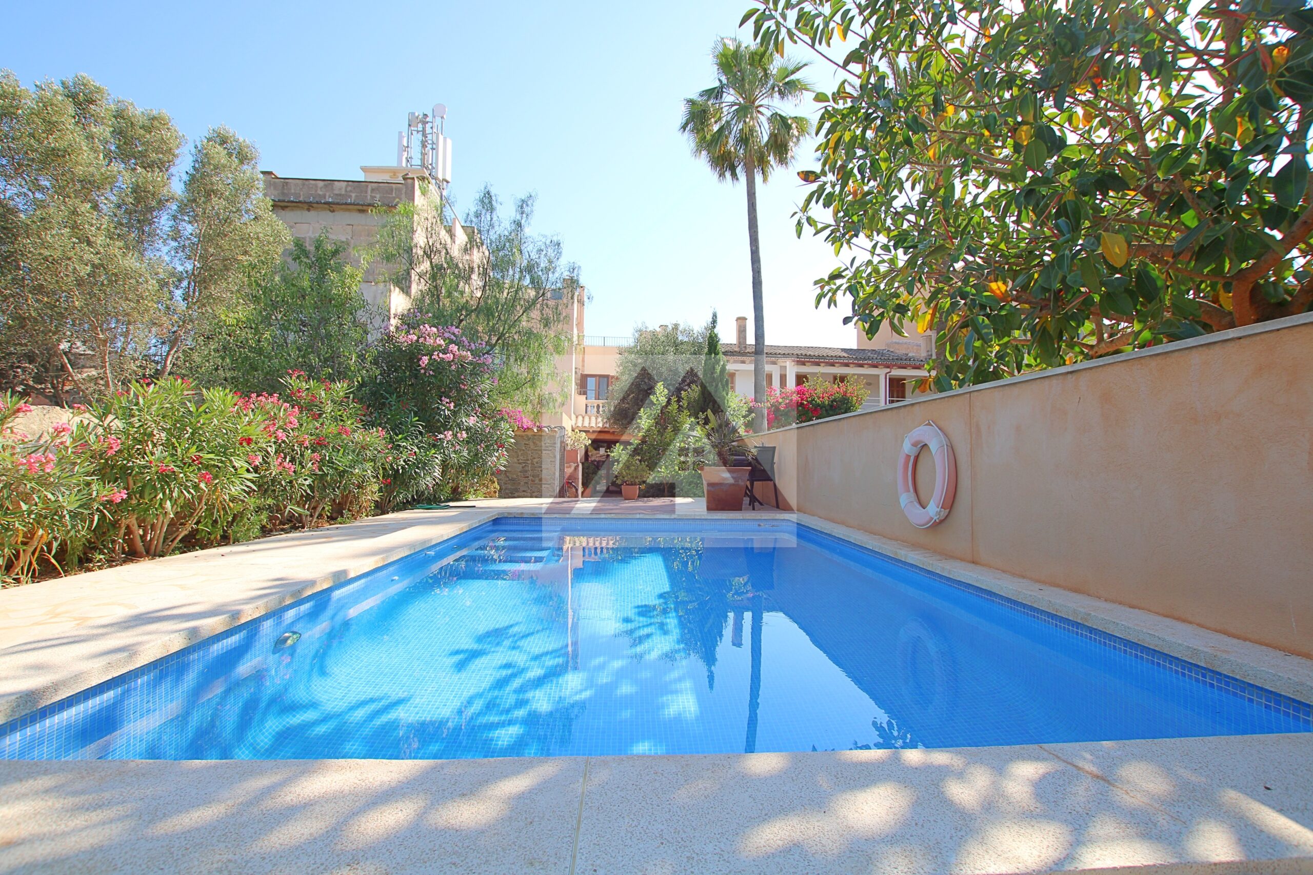 listing-small